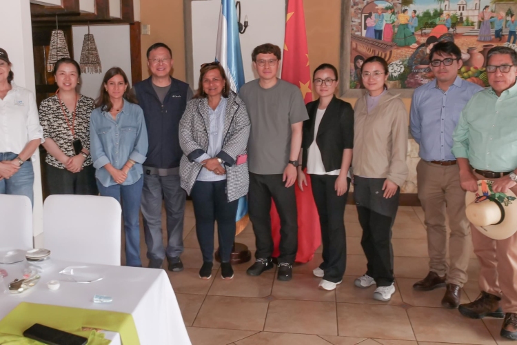 visita por la región occidental de Honduras