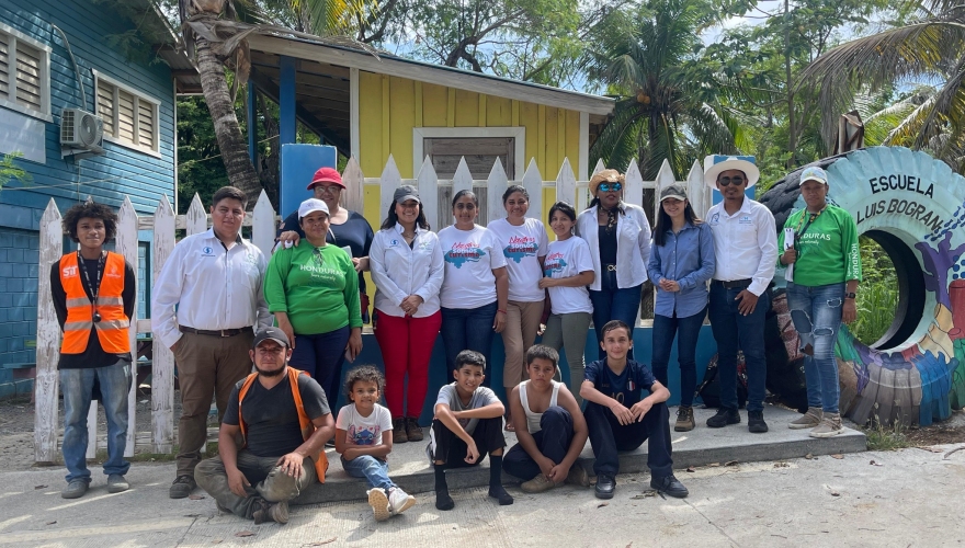 Esta actividad reafirma el compromiso del Instituto Hondureño de Turismo con la protección del medio ambiente.